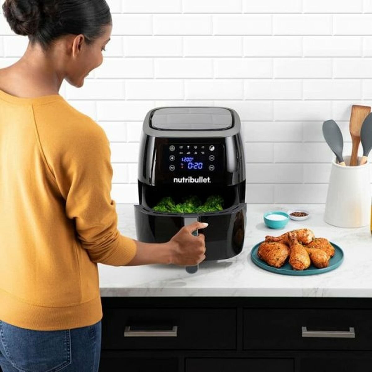 8006447002180_S7826746_P30.jpg Gruzdintuvė, beveik nenaudojanti Aliejaus Nutribullet Air Fryer XXL Digital Juoda 7 L